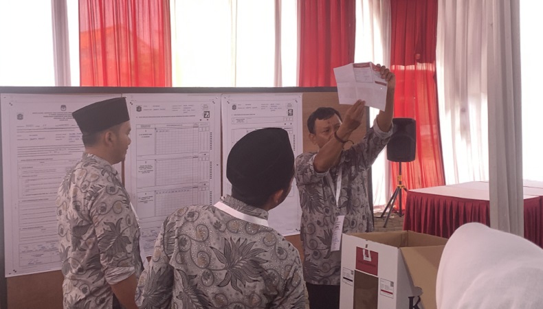 Pramono Anung-Rano Karno Menang Telak di TPS Megawati 