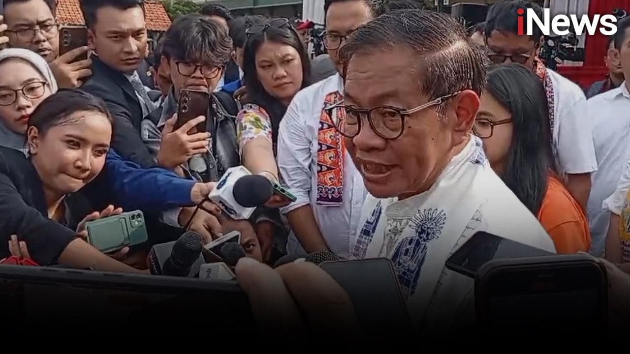 Bersama Istri dan Anak, Pramono Anung Nyoblos di TPS 46 Cipete Selatan