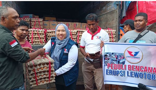 DPP Partai Perindo Bantu Korban Erupsi Gunung Lewotobi Laki Laki di Pengungsian Sikka