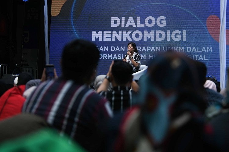 Menkomdigi Sebut AI Buka Peluang bagi UMKM agar Lebih Kompetitif