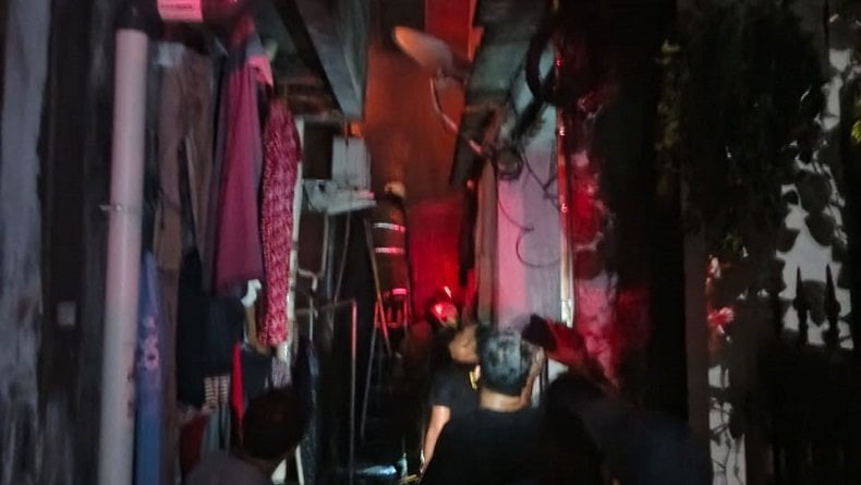 Kebakaran Dekat Thamrin City Jakpus, 14 Mobil Damkar Dikerahkan