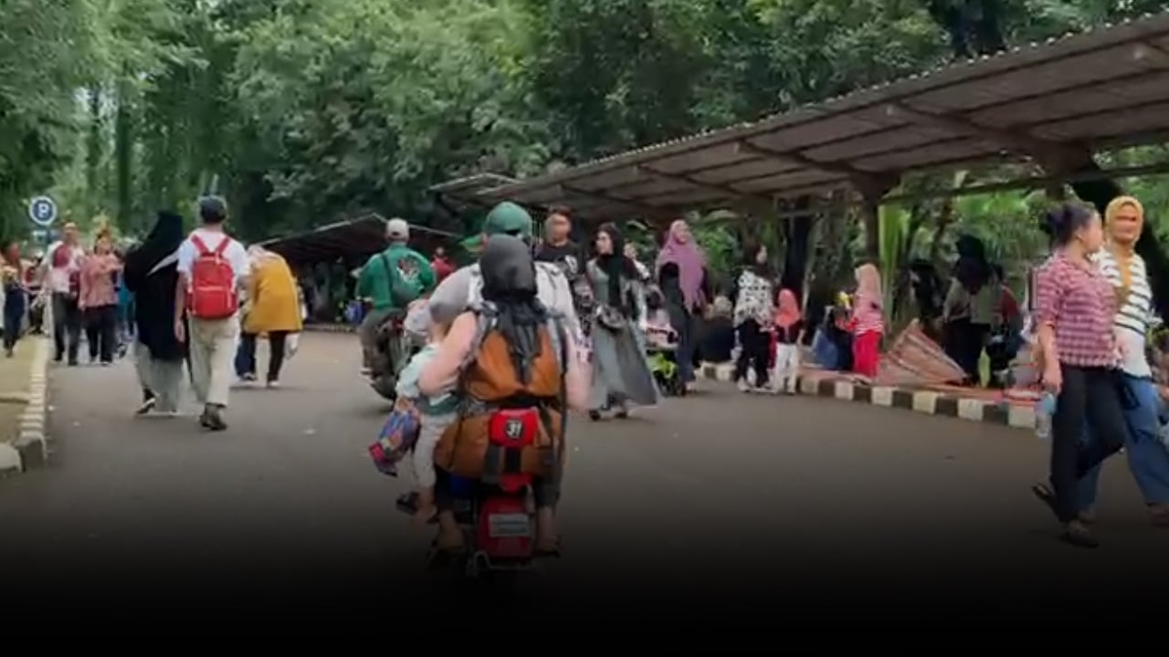 26.000 Lebih Orang Datangi Taman Margasatwa Ragunan di Libur Nataru