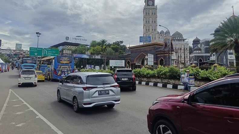 Kondisi Jalur Puncak Pagi Ini, One Way Belum Diberlakukan