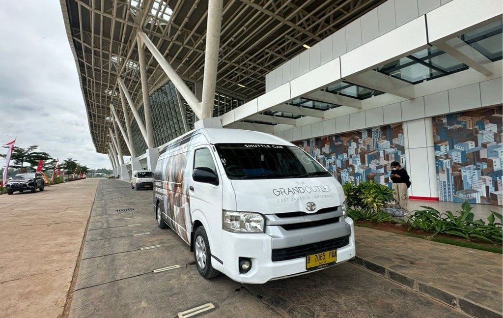 Asyik, KCIC Sediakan Shuttle Gratis dari Stasiun Karawang ke Dua Destinasi Perbelanjaan