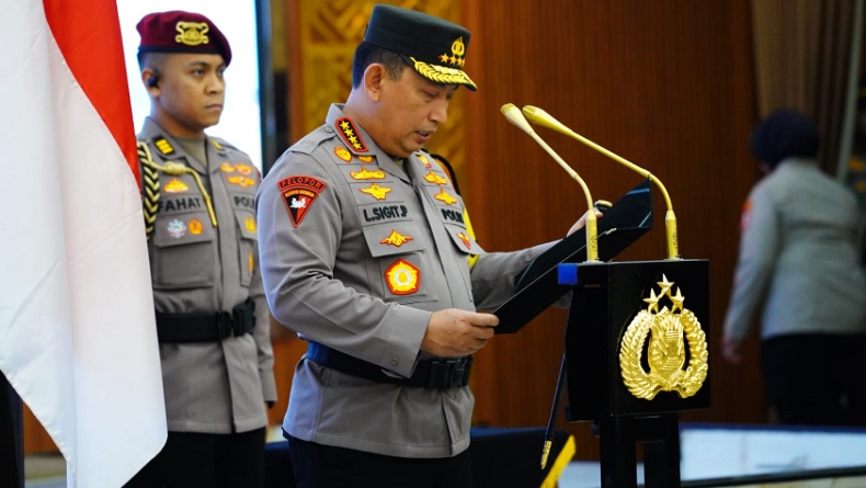 Kapolri Pimpin Sertijab, Irjen Gatot Tri Suryanta Resmi Jabat Kapolda Sumbar