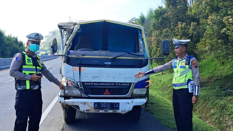 Kronologi Kecelakaan Karambol di Tol Semarang-Solo, Berawal Bus Mercedes Benz Menyalip