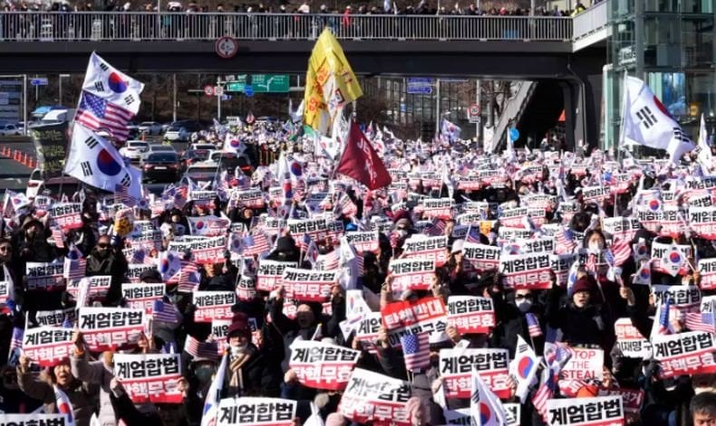 Loyalis Presiden Korsel Yoon Suk Yeol Bakar Diri hingga Tewas Tolak Pemakzulan