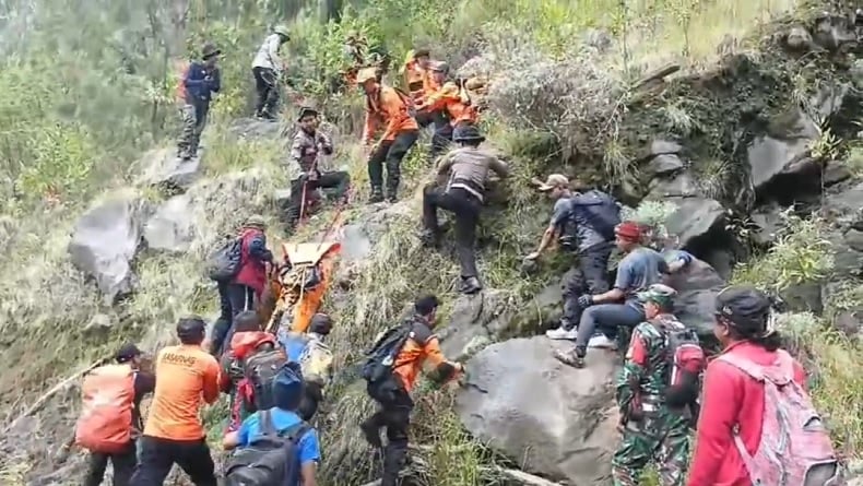 Pendaki asal Korsel Ditemukan Tewas di Gunung Agung, Posisi Tertelungkup di Tepian Jurang