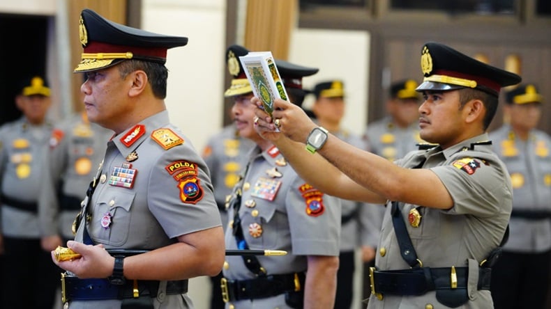 Profil Irjen Gatot Tri Suryanta, Teman Seangkatan Kapolri Jadi Kapolda Sumbar