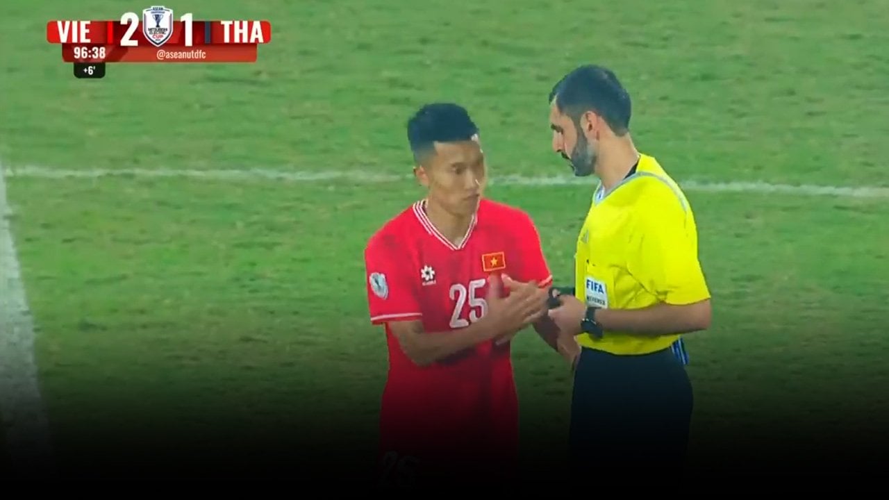 Xuan Son Cetak Brace, Vietnam Taklukkan Thailand 2-1 di Final Leg 1 Piala AFF 2024