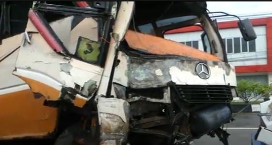 Kecelakaan Bus Jemaah Haji Indonesia di Jabal Magnet Madinah, 10 Orang Luka-Luka