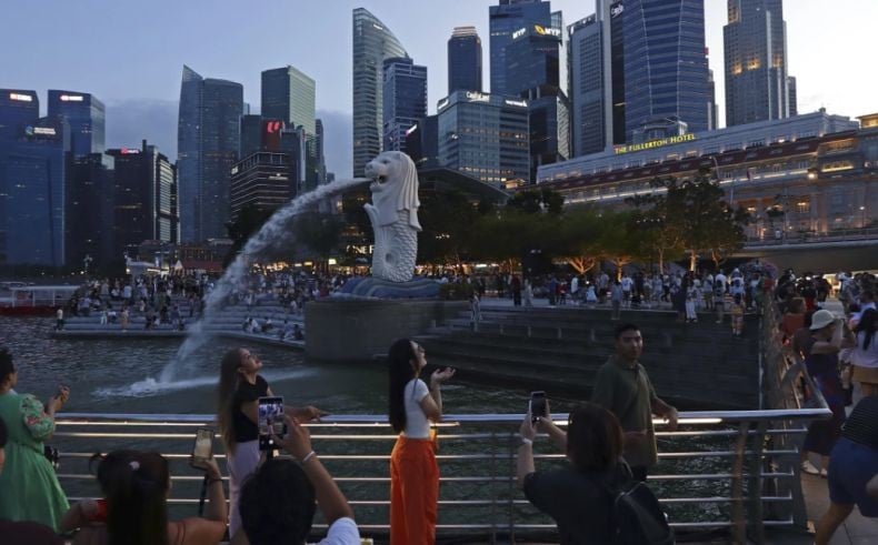 Pengumuman! Patung Merlion Ikon Singapura di Merlion Park Akan Ditutup untuk Perawatan