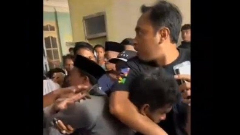 Viral Maling di Sampang Ditangkap Warga Ramai-ramai, Nyaris Diamuk Massa