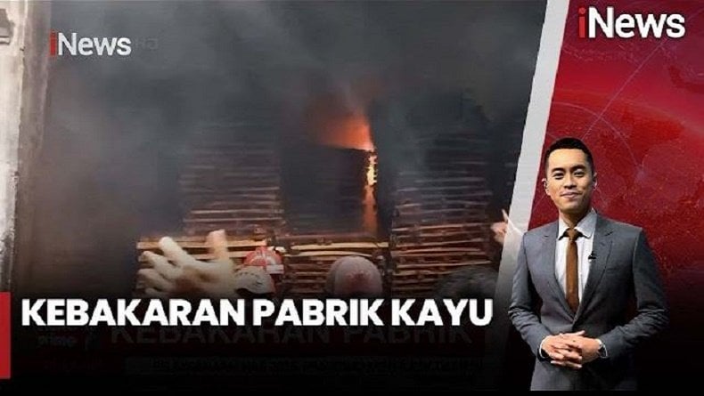 Detik-detik Kebakaran Hebat Hanguskan Pabrik Kayu Lapis di Temanggung