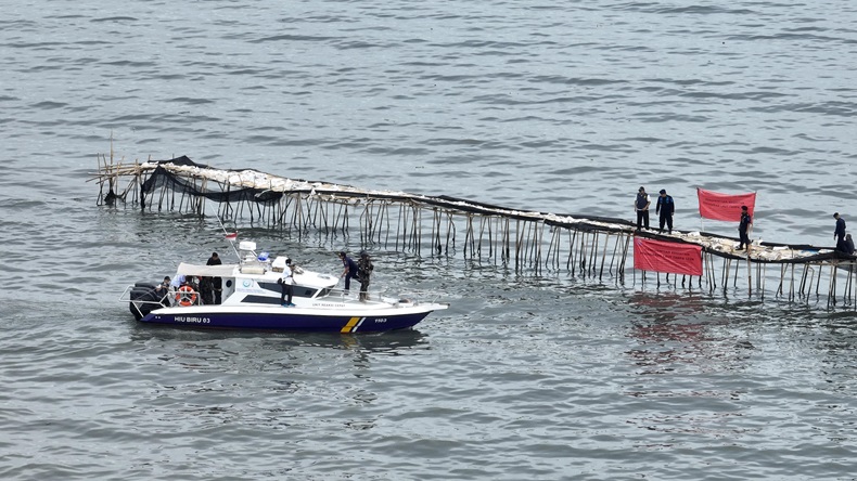 Pengakuan Pihak yang Bangun Pagar 30 Km di Laut Tangerang: Inisiatif Warga Setempat