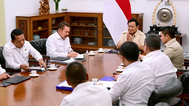 Prabowo Panggil Jaksa Agung hingga Kepala PPATK, Bahas Korupsi dan Perizinan Ilegal