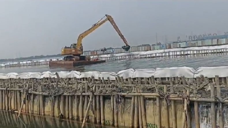 Heboh Pagar Laut Juga Ditemukan di Bekasi, Ini Penampakannya