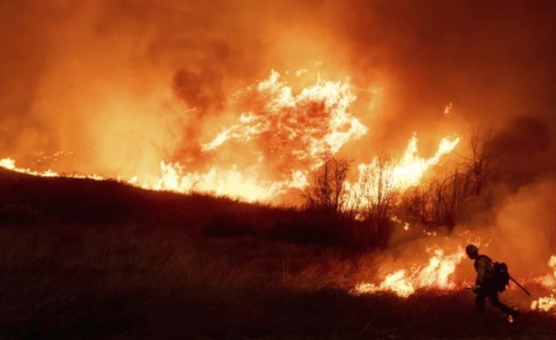 Update Kebakaran Los Angeles Hari Ini: Api Belum Terkendali, Muncul Kebakaran Baru