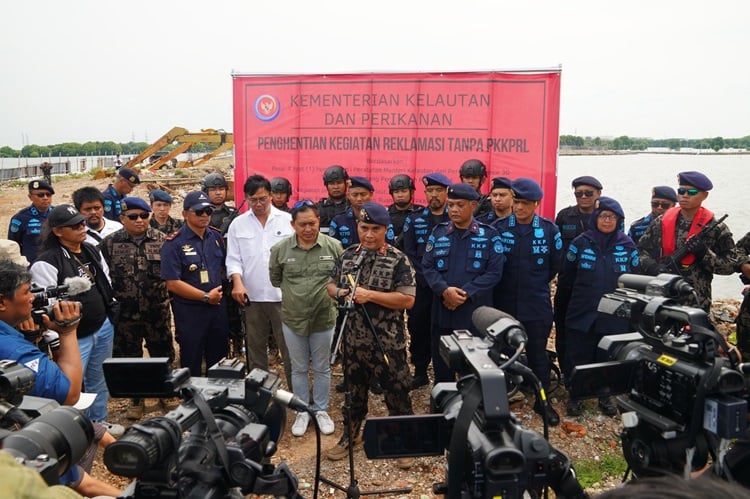 KKP Segel Pagar Laut Misterius di Bekasi, Ini Alasannya