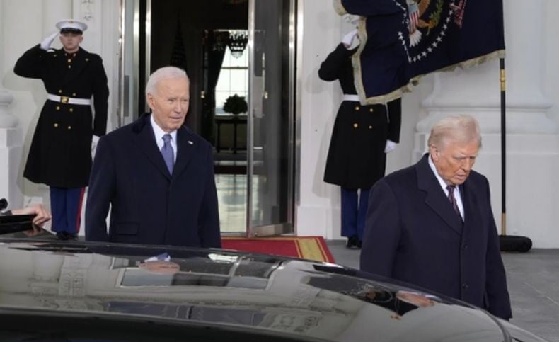 Tunjukkan Keakraban, Trump Satu Mobil Bersama Joe Biden ke Gedung Capitol