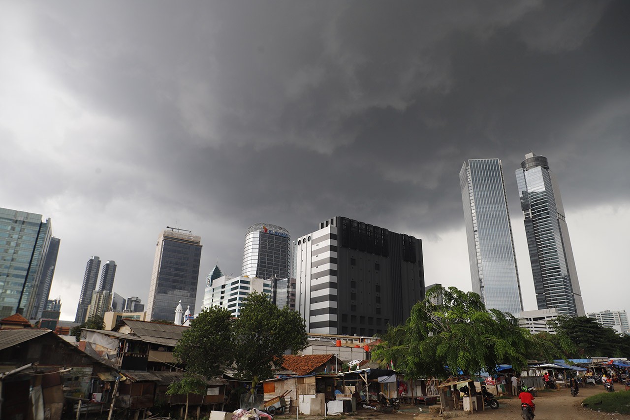 Waspada! BMKG Ingatkan Cuaca Ekstrem di Pertengahan Ramadan 