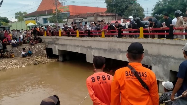 Banjir Landa Bangkalan Madura akibat Air Sungai Meluap, 1.715 KK Terdampak