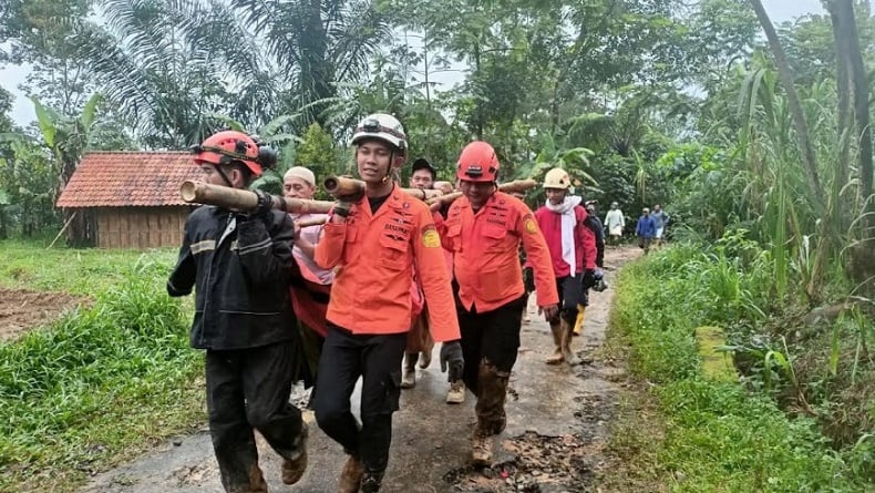 Update Korban Longsor Pekalongan: 19 Orang Tewas 7 Masih Hilang