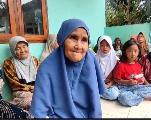 Kisah Warga Sukabumi Korban Tanah Bergerak, Terpaksa Mengungsi karena Rumah Rusak