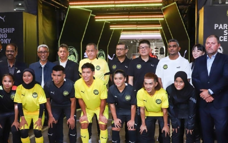 Timnas Malaysia Rilis Jersey Baru, Publik Negeri Jiran Murka: Lebih Keren Seragam Sekolahan