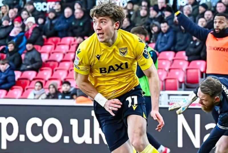 Ole Romeny Bersinar saat Debut di Oxford United, Nyaris Cetak Gol Indah