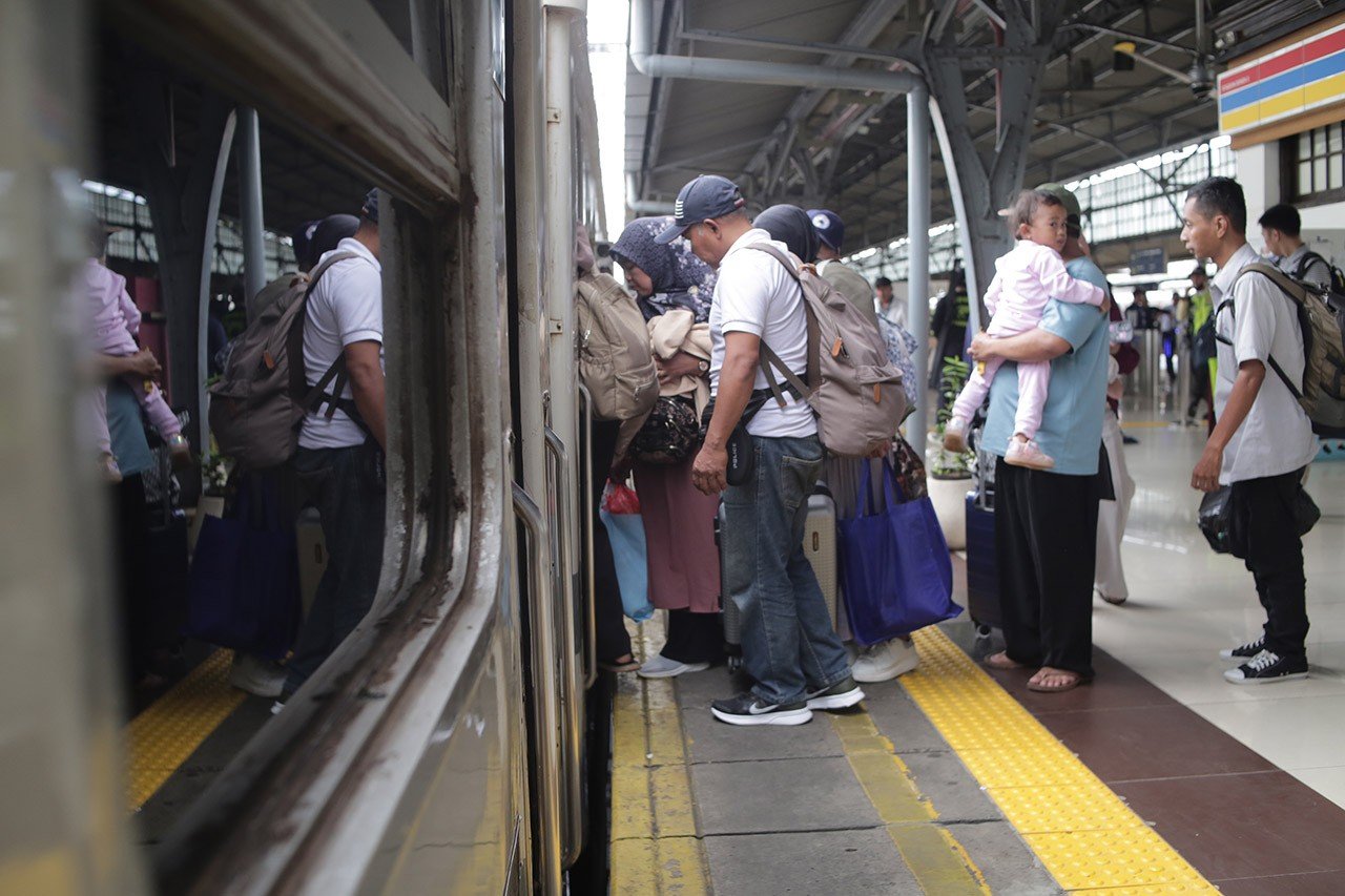 Cuti Bersama Natal 2025, 46.846 Penumpang Tinggalkan Jakarta Naik Kereta Api