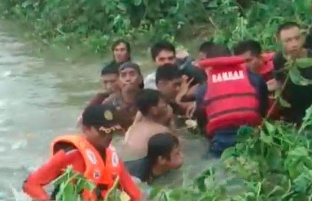 2 Pelajar Tenggelam di Sungai Mangga 3 Makassar, 1 Ditemukan Tewas