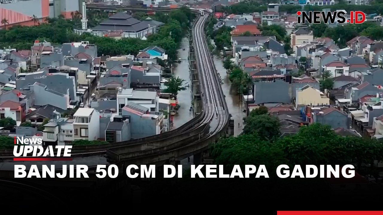 Kawasan Kelapa Gading Masih Terendam Banjir, Tingginya Mencapai 50 Cm 