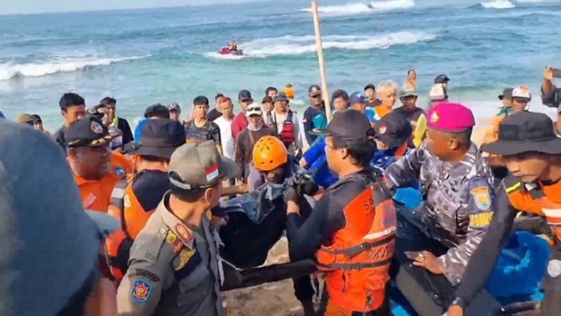 Update Siswa SMP 7 Mojokerto Tenggelam di Pantai Gunungkidul, Total 4 Orang Tewas