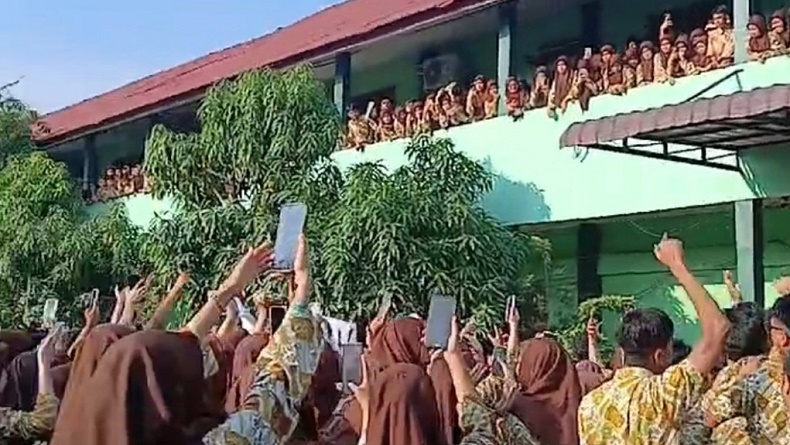 Terancam Tak Ikut SNBP, Ratusan Siswa MAN 2 Model Medan Demo di Sekolah