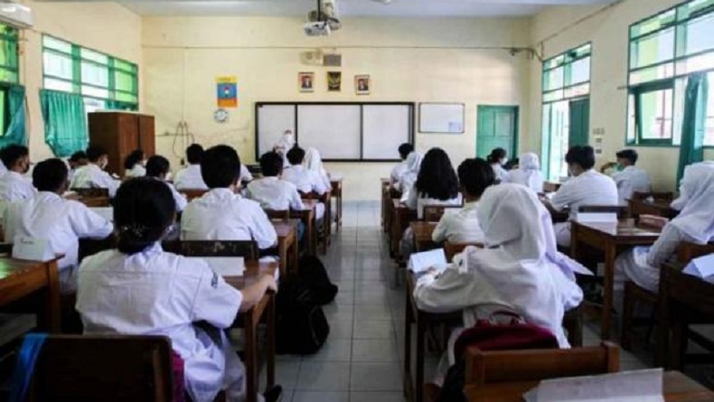 Efisiensi, Anggaran Pendidikan Dasar dan Menengah Dipangkas Rp8 Triliun