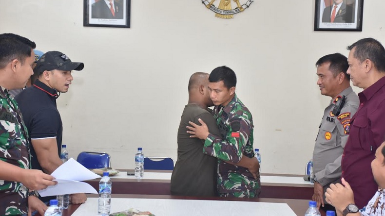 Kasus Pengeroyokan Anggota TNI di Deli Serdang Berakhir Mengharukan