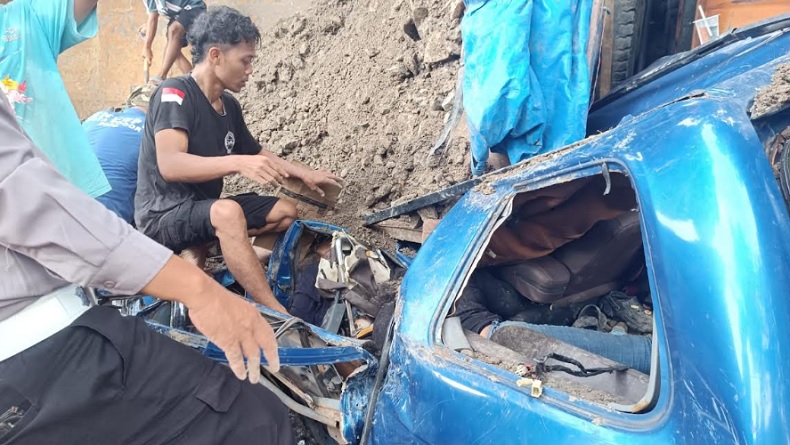 Kronologi Kecelakaan di Sukabumi Tewaskan 4 Orang, Truk Batu Rem Blong lalu Oleng