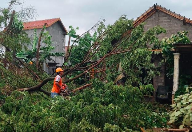 8 Desa di Sragen Porak-poranda Diterjang Angin Kencang, 41 Rumah Rusak