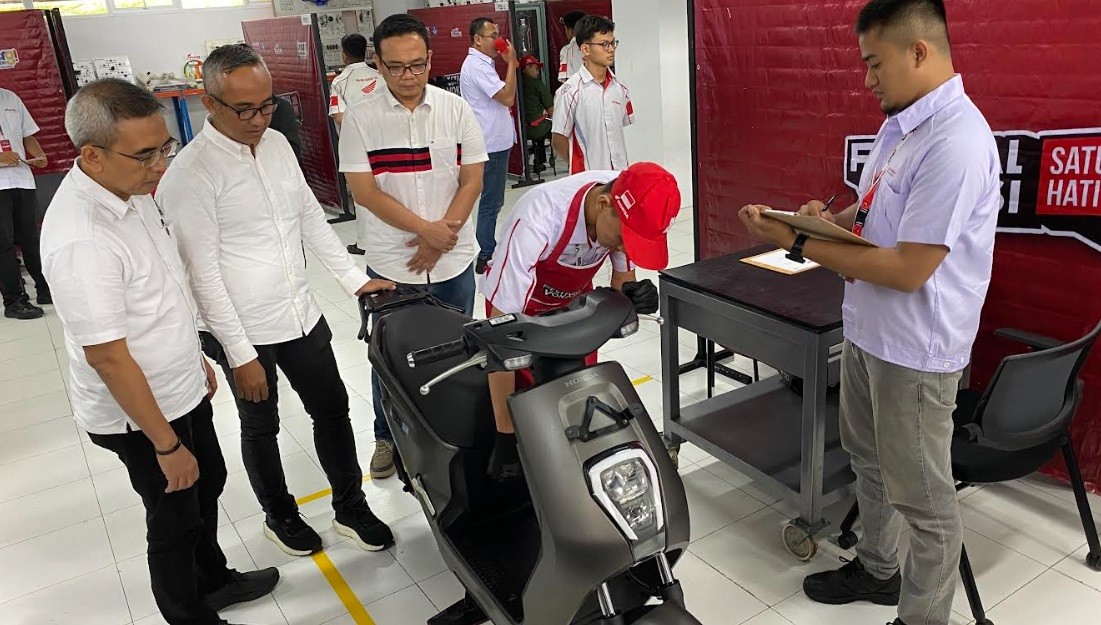 Ajari Teknologi Motor Listrik, AHM Jadikan Honda EM1 e Materi Ujian Vokasi