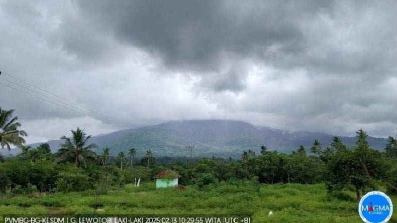 Gunung Lewotobi Laki-Laki di NTT Naik Status ke Level IV Awas