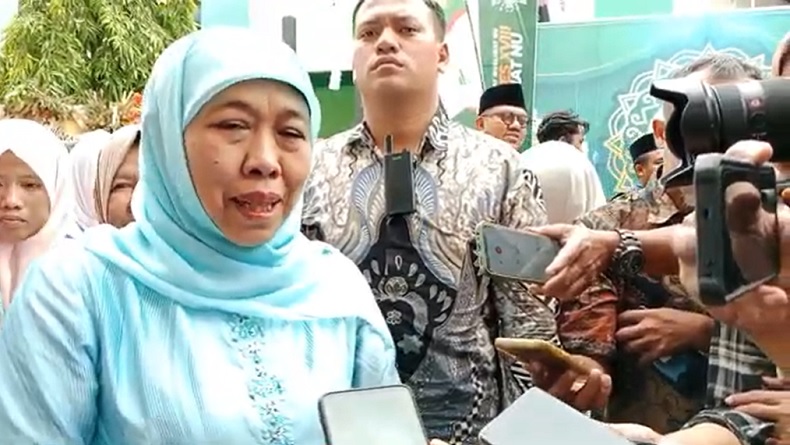 Bendum Demokrat Meninggal Dunia, Khofifah Kenang Dukungan Renville Antonio saat Pimpin Jatim