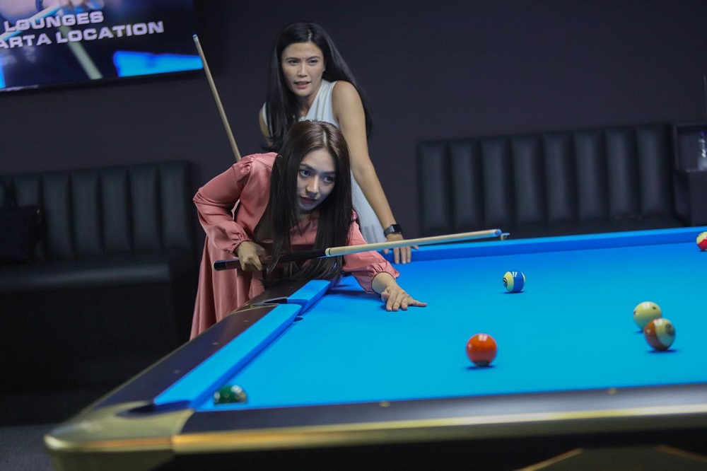 Berlliana Lovell Acungkan 2 Jempol untuk Pro Billiard Center: Kualitasnya di Atas Rata-Rata