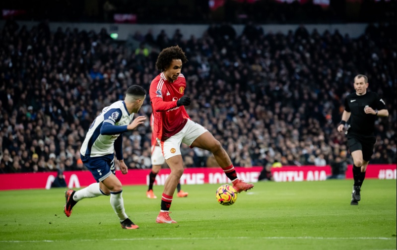 Hasil Lengkap Liga Inggris Semalam: Man United Ditaklukkan Tottenham, Liverpool Menang