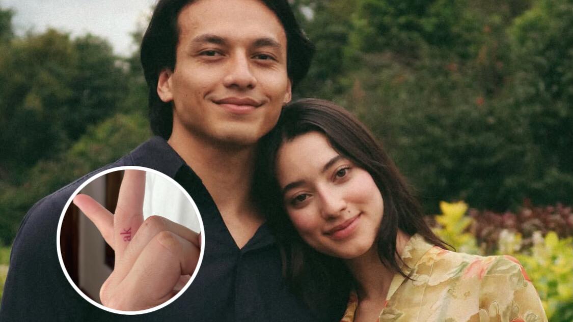 Bucin Parah! Jefri Nichol Pamer Tato AK di Jari Manis, Tanda Sayang ke Ameera Khan