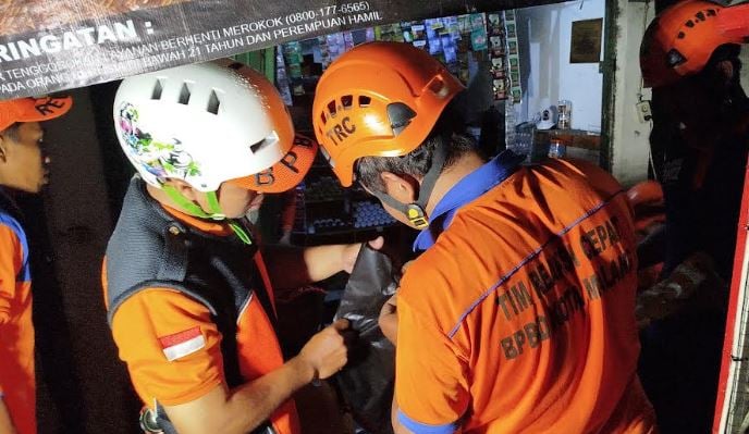 Warung Madura di Malang Ambles, 1 Orang Ditemukan Tewas Terseret Arus