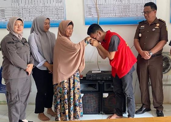 Kasus Cucu Ancam Bunuh Nenek di Labuhanbatu Disetop, Ini Alasan Kejati Sumut