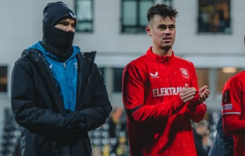 Mees Hilgers Bikin Gol Bunuh Diri, FC Twente Tersingkir dari Liga Europa