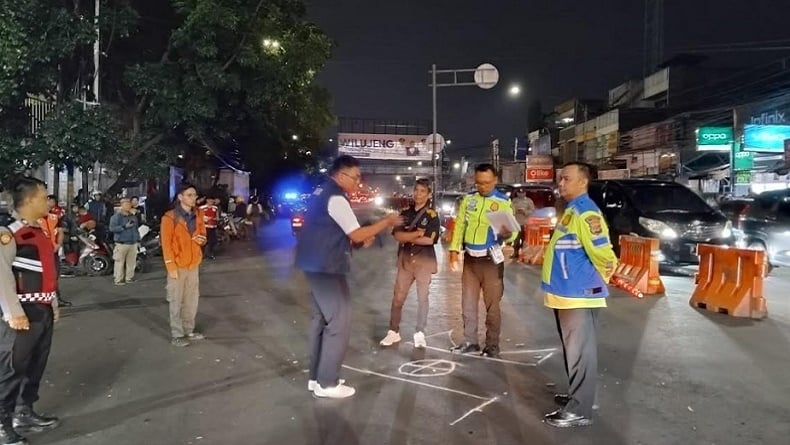 Kecelakaan Beruntun 6 Kendaraan di Terminal Cicaheum Bandung, 1 Orang Tewas