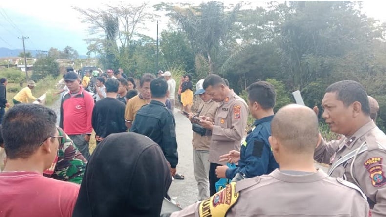 Toba Gempar, Penjual Tuak Ditemukan Tewas Tertimpa Motor di Saluran Irigasi